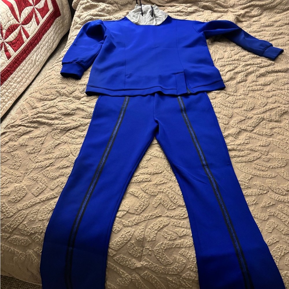 Zara Women's Royal Blue Trousers Set